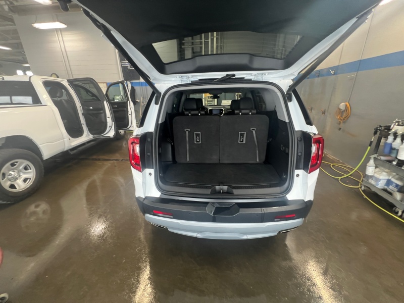2023 GMC Acadia