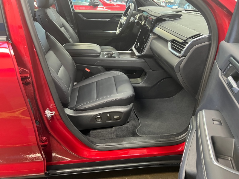 2024 GMC Acadia