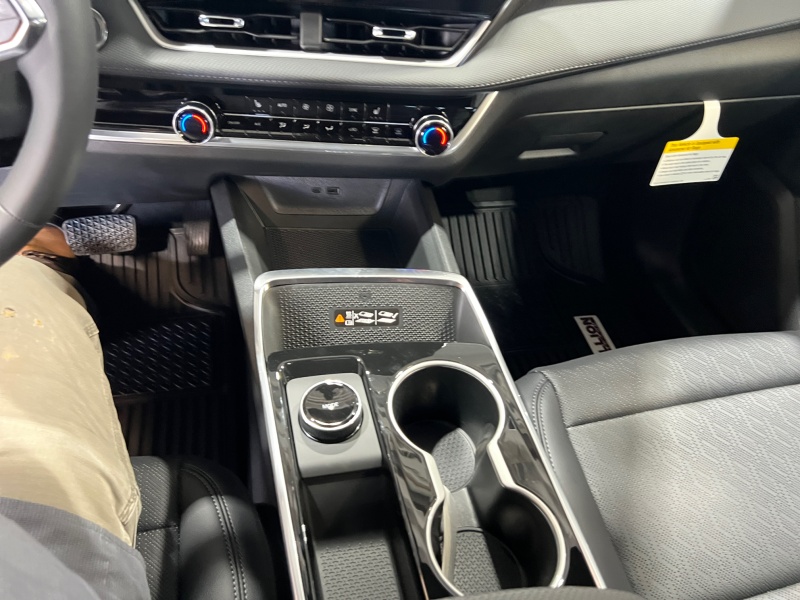2027 Chevrolet Equinox