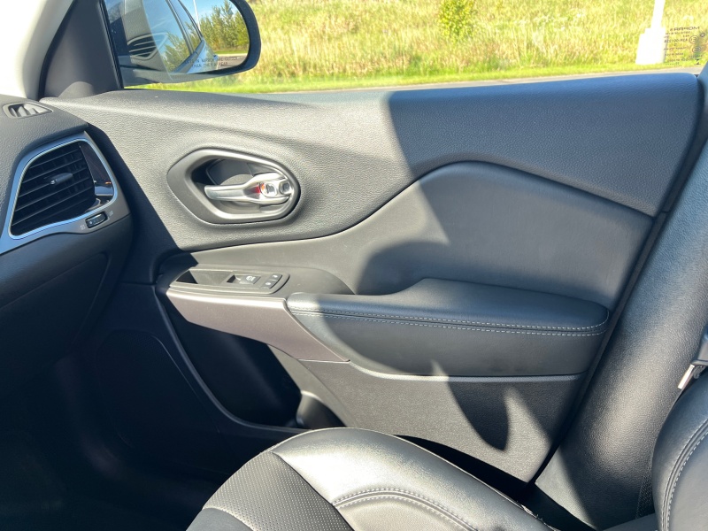 2022 Jeep Cherokee