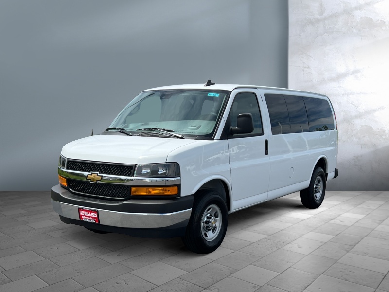 New 2024 Chevrolet Express Passenger LT Van