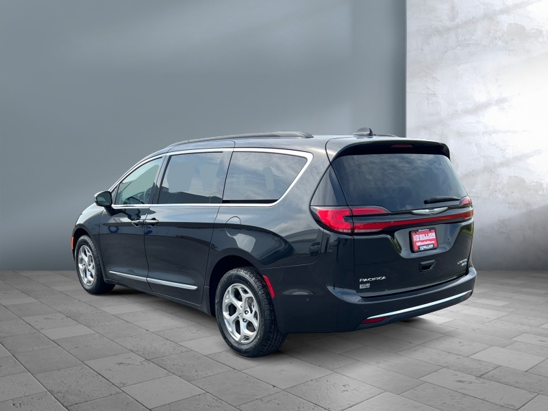 2023 Chrysler Pacifica