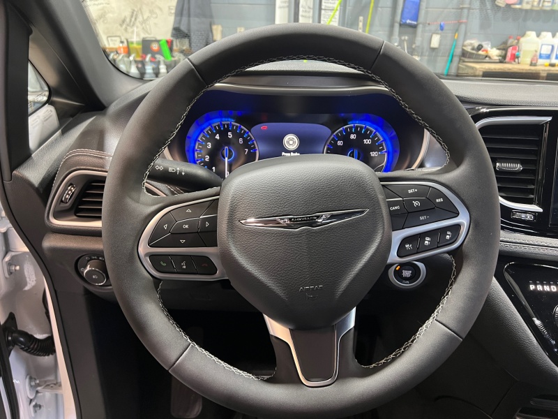 2026 Chrysler Pacifica