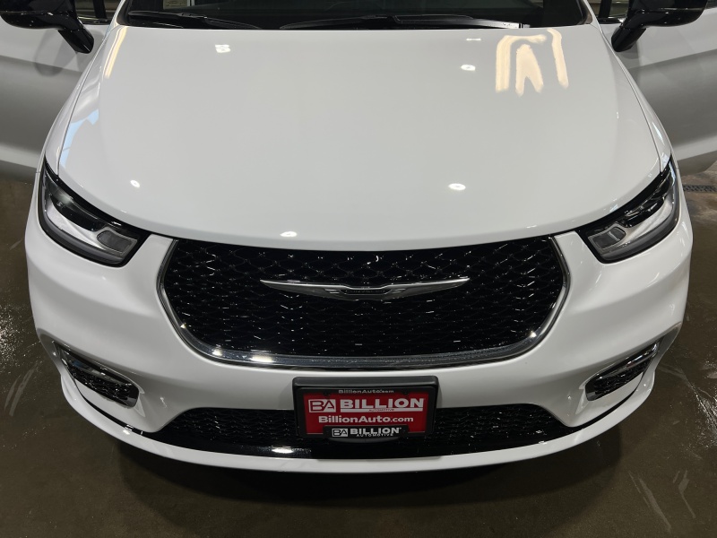 2026 Chrysler Pacifica