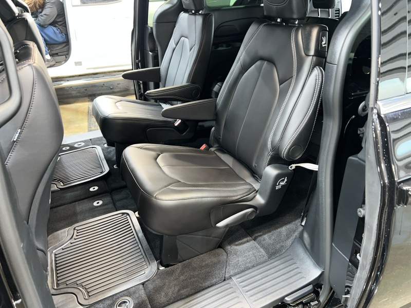 2026 Chrysler Pacifica