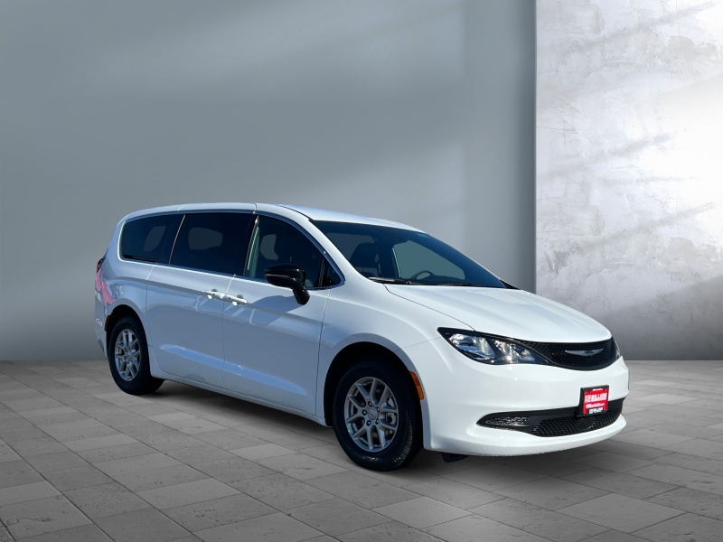 2026 Chrysler Voyager