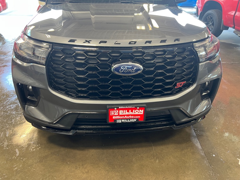 2025 Ford Explorer