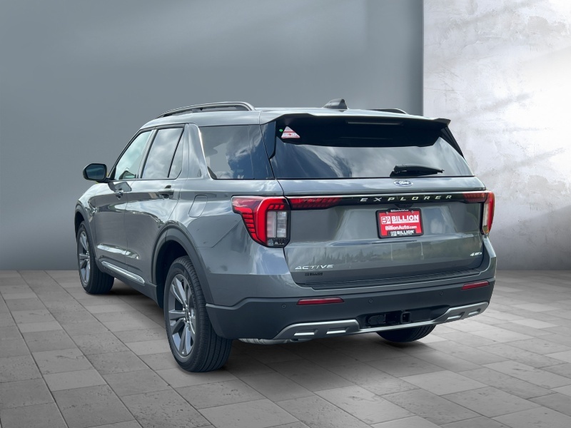 2025 Ford Explorer