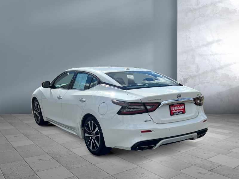 2023 Nissan Maxima