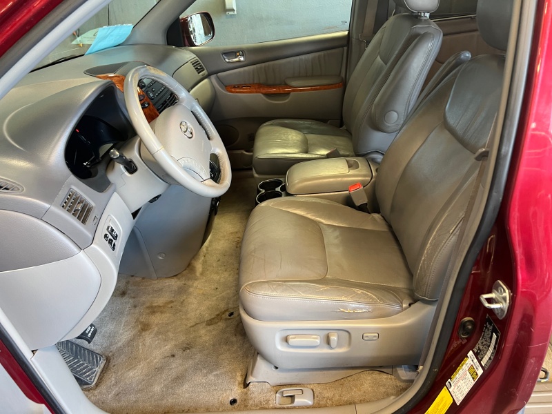 2009 Toyota Sienna