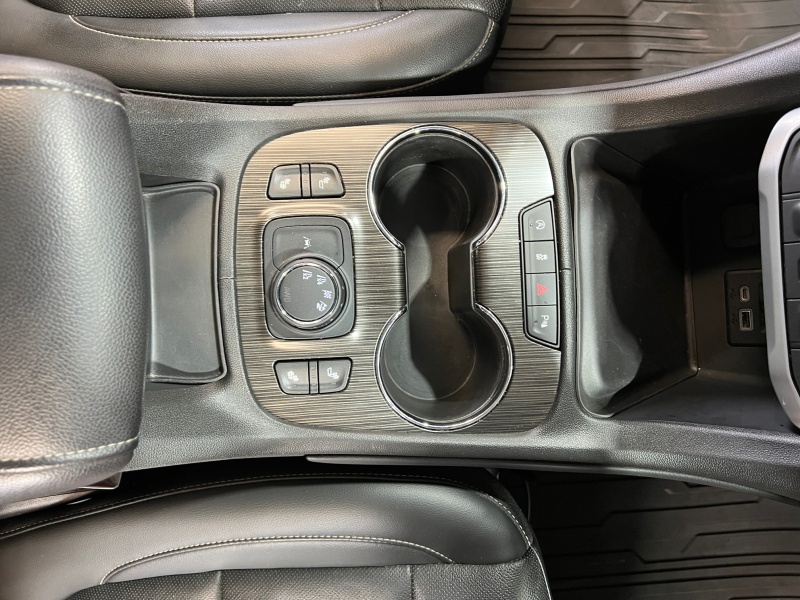 2023 GMC Acadia