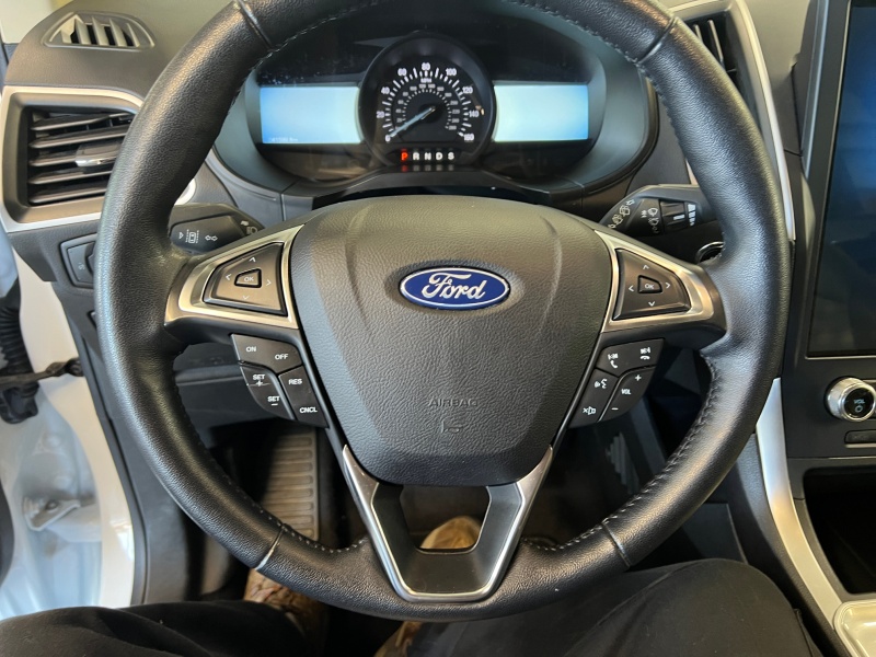 2023 Ford Edge