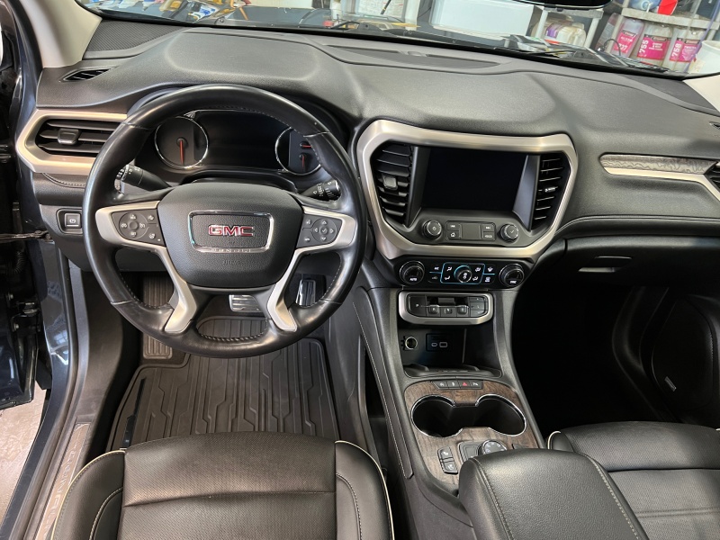 2021 GMC Acadia