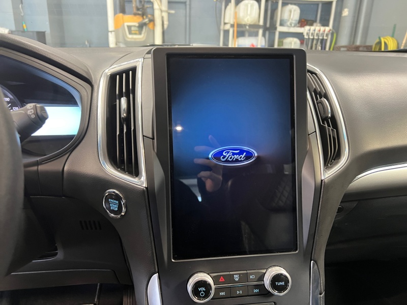 2023 Ford Edge
