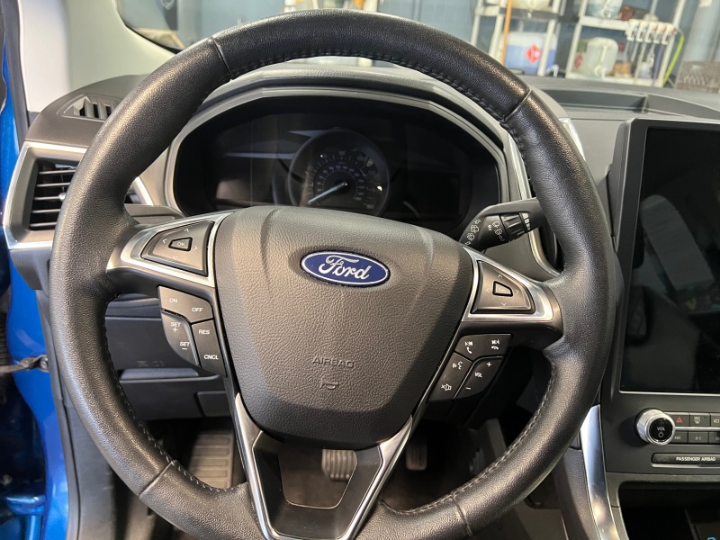 2023 Ford Edge