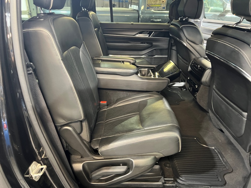 2024 Jeep Grand Wagoneer L