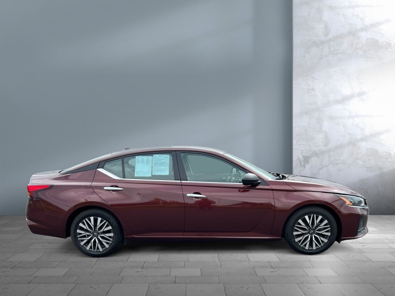 2024 Nissan Altima