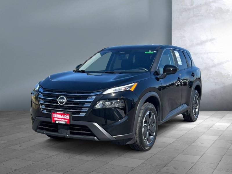 Used 2025 Nissan Rogue SV Crossovers