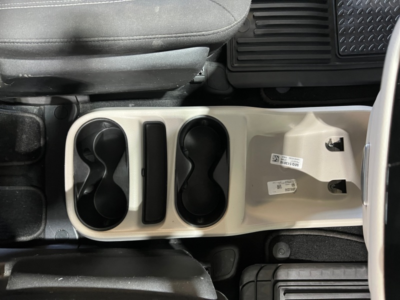 2023 Chrysler Voyager