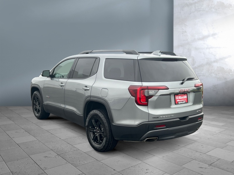 2023 GMC Acadia