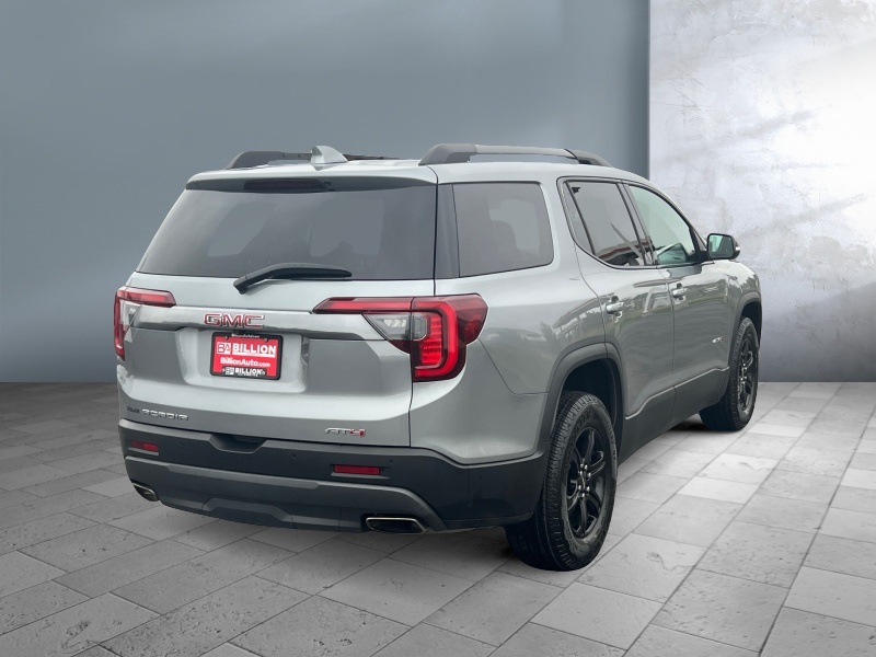 2023 GMC Acadia