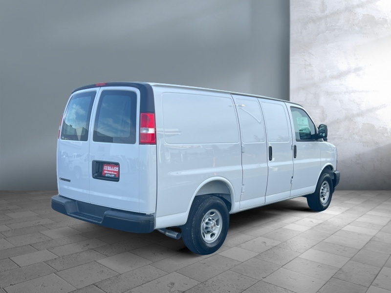 2025 Chevrolet Express Cargo Van