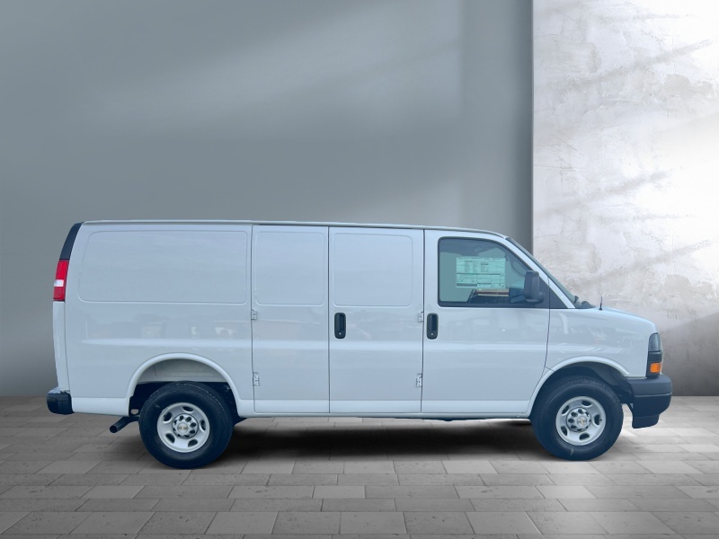 2025 Chevrolet Express Cargo Van
