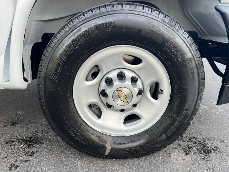 2025 Chevrolet Express Cargo Van