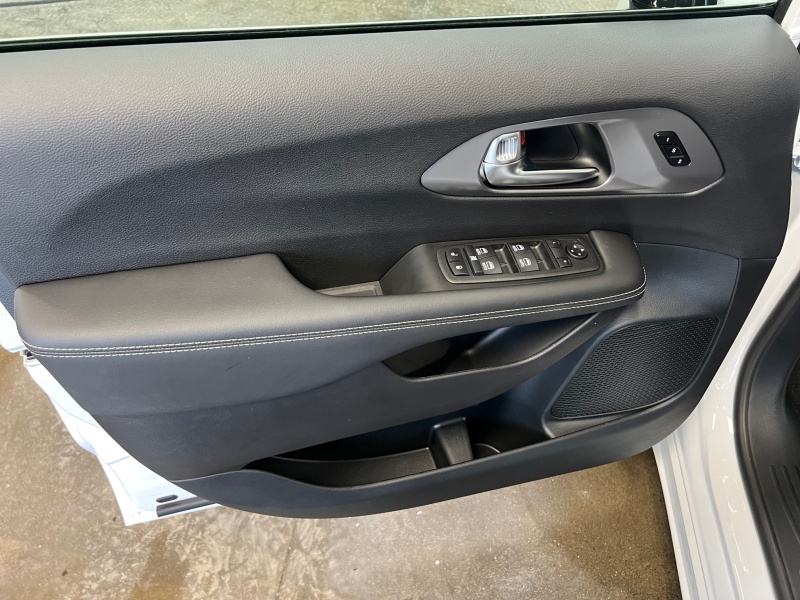 2025 Chrysler Pacifica