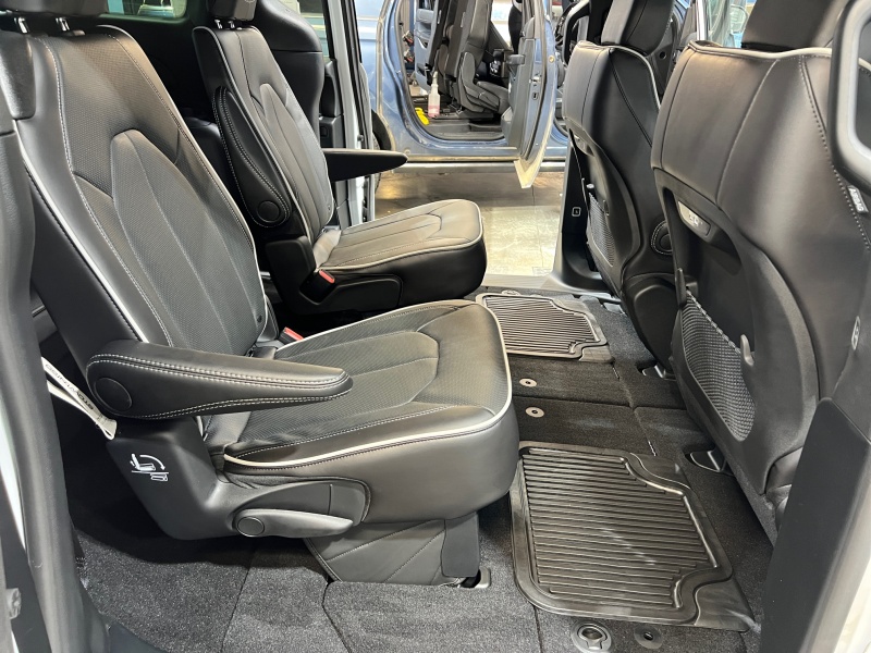 2026 Chrysler Pacifica