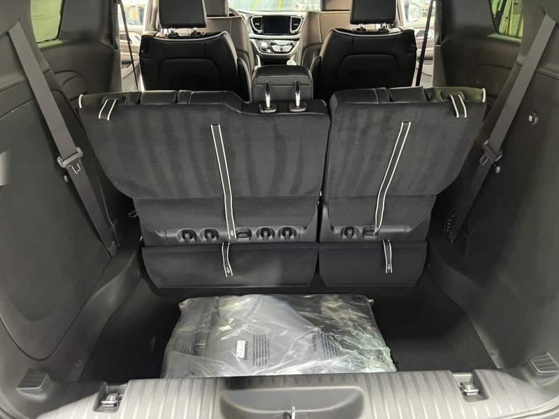 2026 Chrysler Pacifica