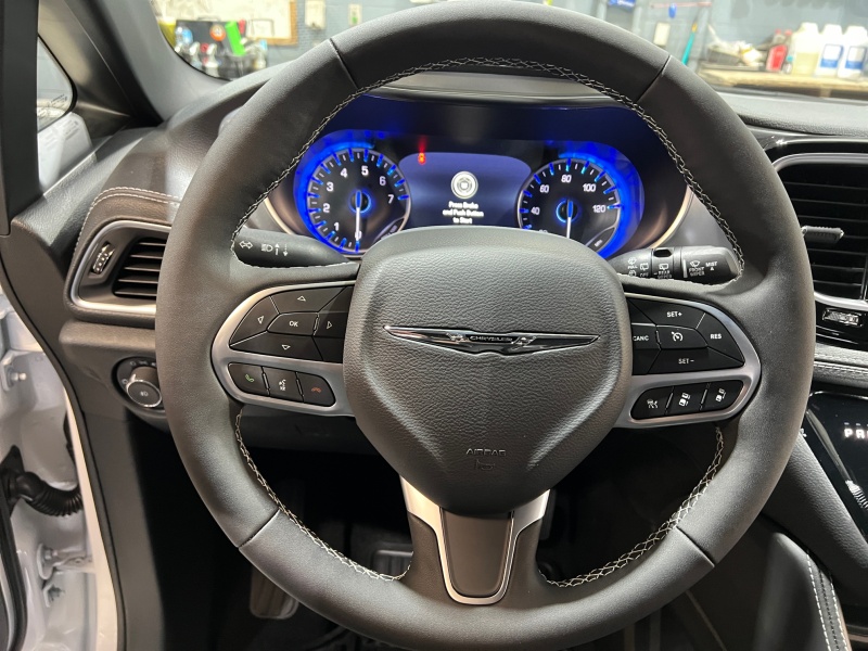 2026 Chrysler Pacifica