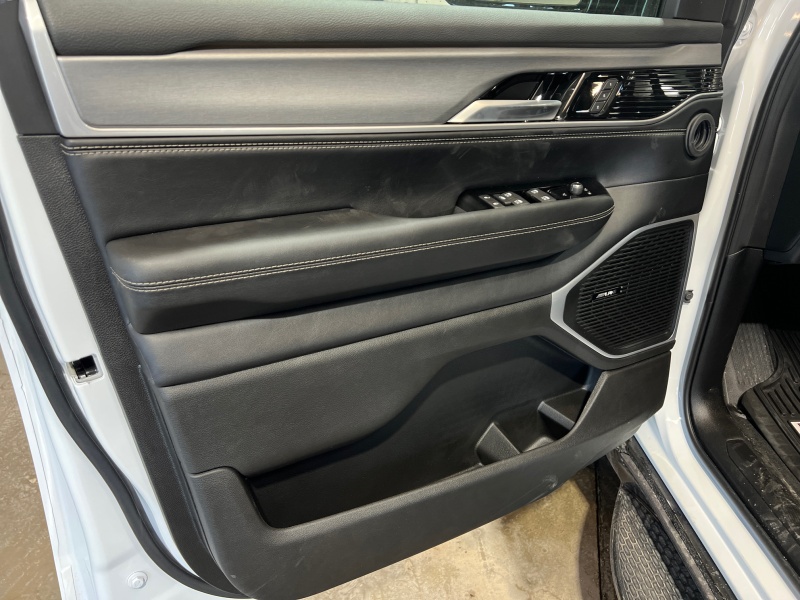 2026 Jeep Grand Wagoneer