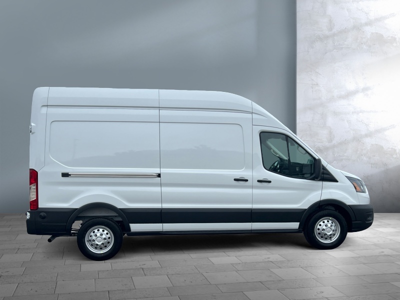 2026 Ford Transit Cargo Van