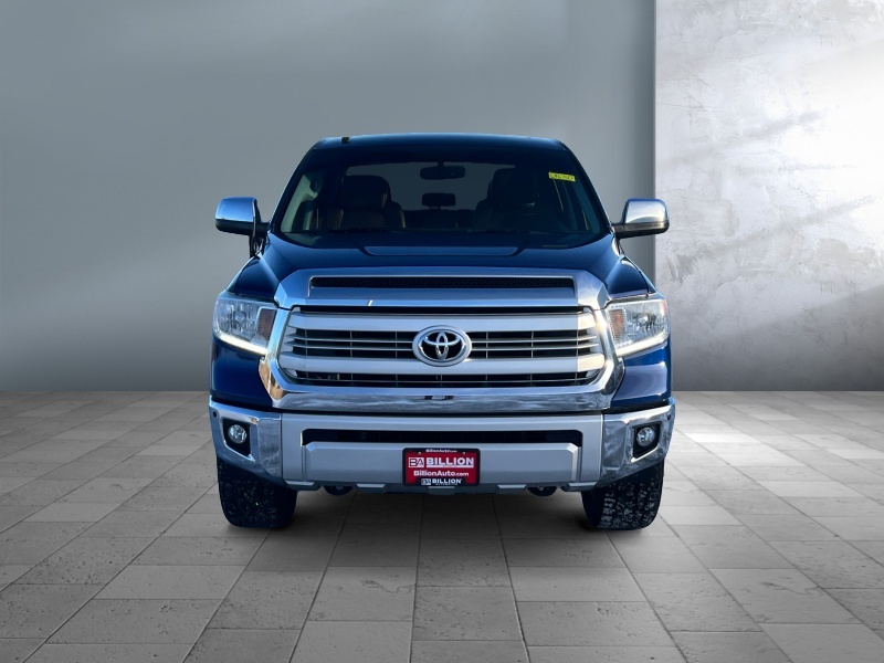2015 Toyota Tundra 4WD Truck