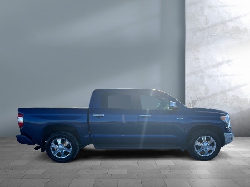 2015 Toyota Tundra 4WD Truck