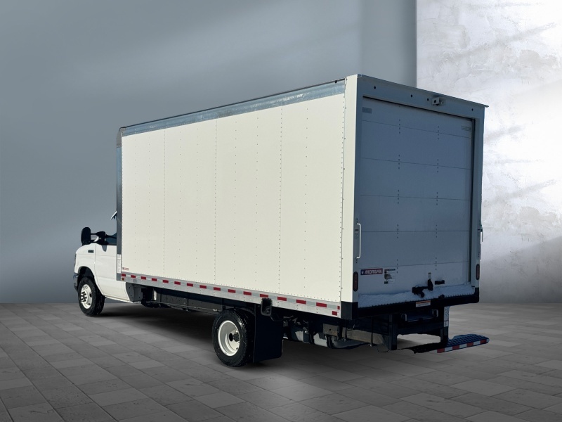 2024 Ford E-Series Cutaway