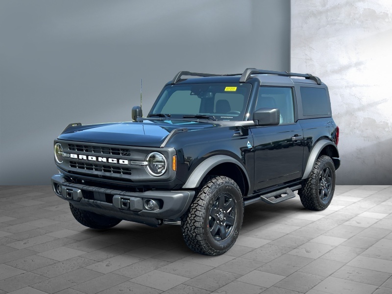 New 2024 Ford Bronco Black Diamond Crossover