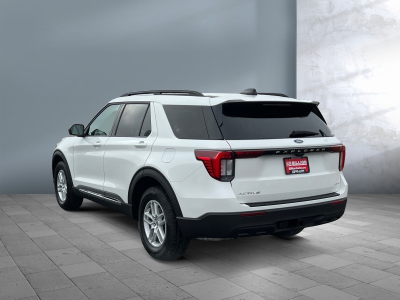 2025 Ford Explorer