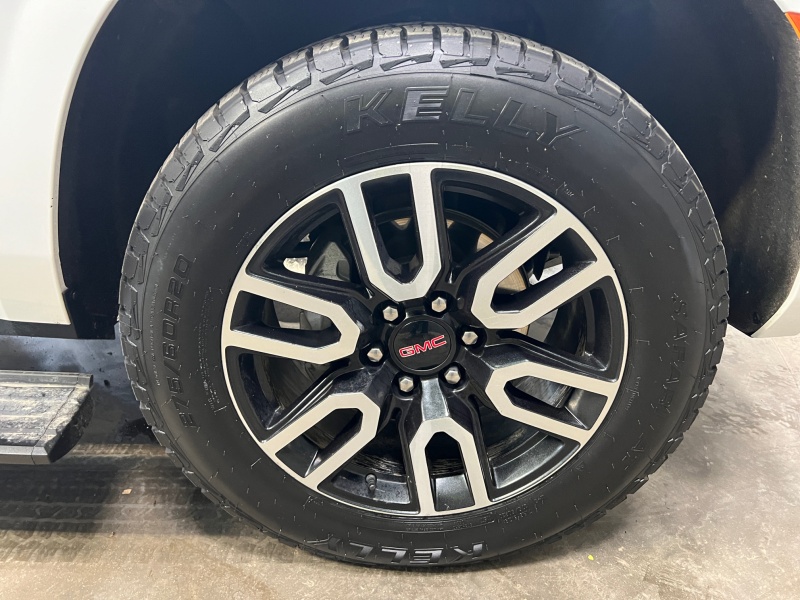 2023 GMC Yukon