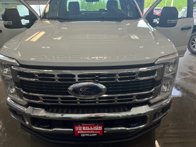 2025 Ford Super Duty F-350 SRW