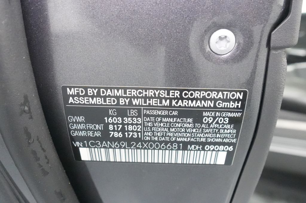 2004 Chrysler Crossfire Base - Photo 28