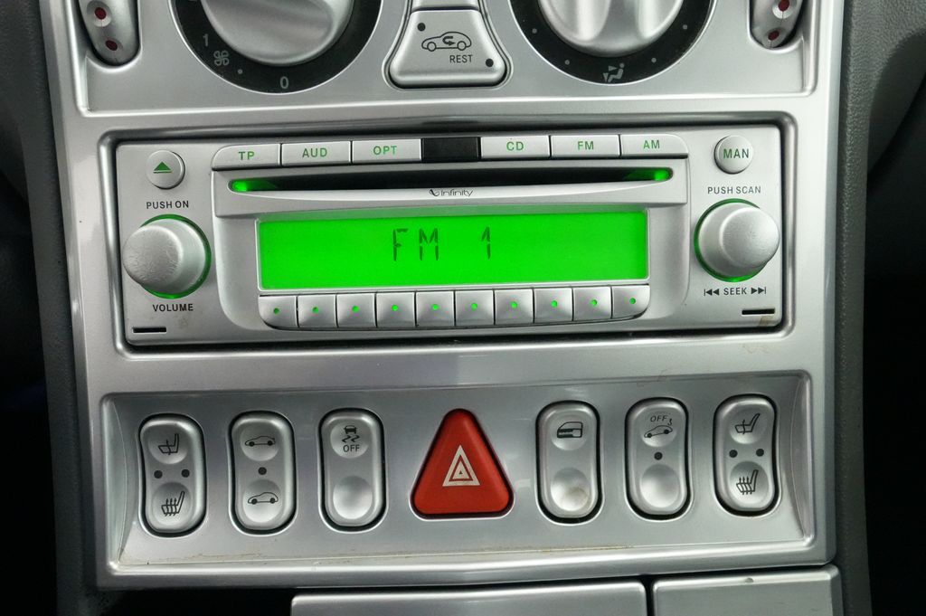 2004 Chrysler Crossfire Base - Photo 22