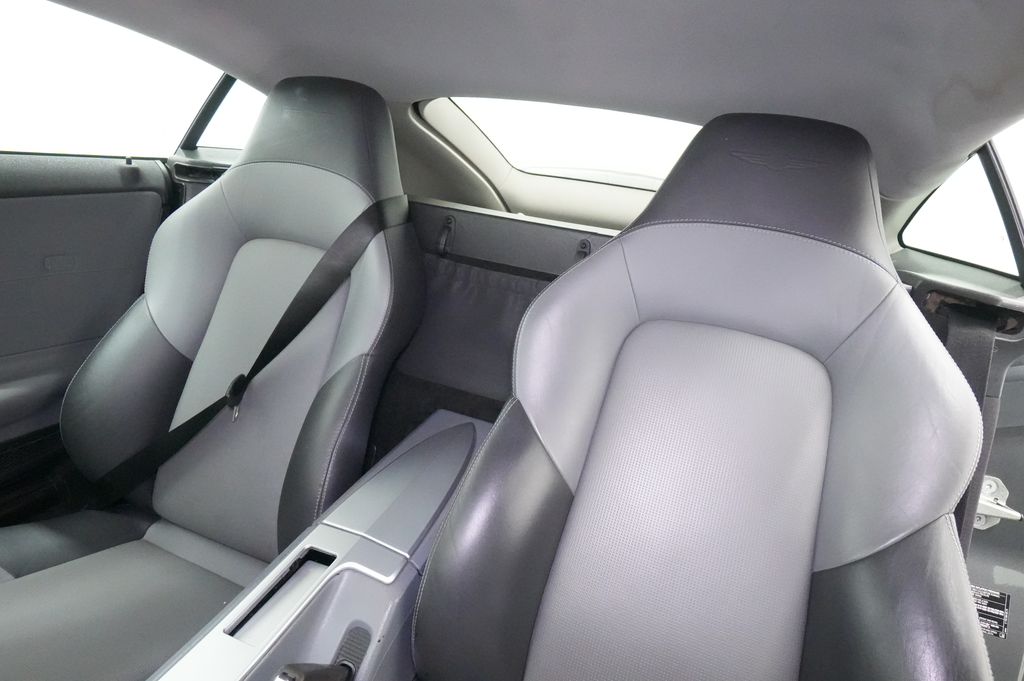 2004 Chrysler Crossfire Base - Photo 13