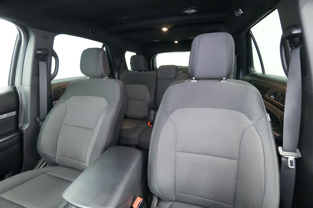 2018 Ford Explorer XLT - Photo 15