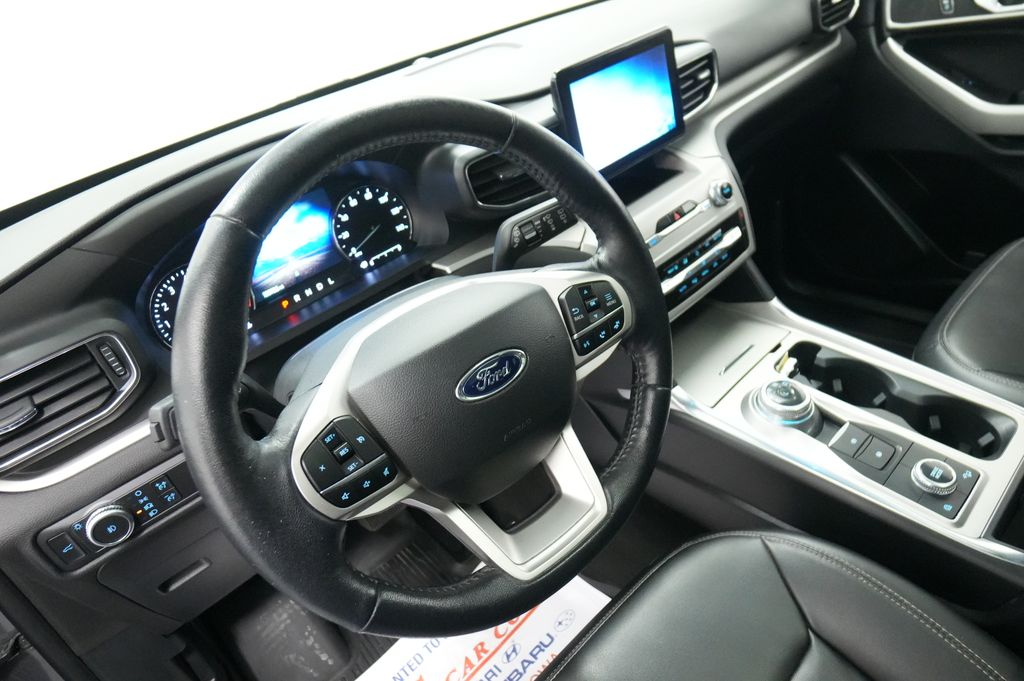 2022 Ford Explorer