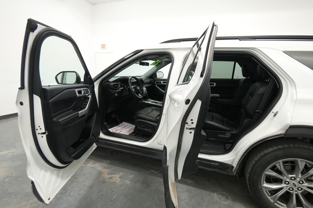 2022 Ford Explorer