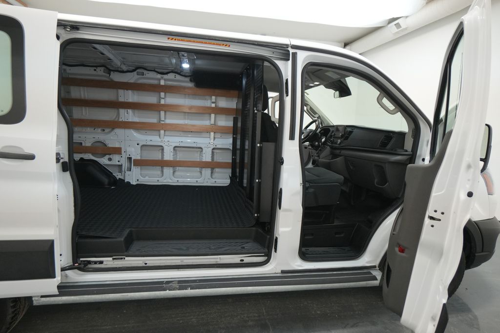 2024 Ford Transit-250