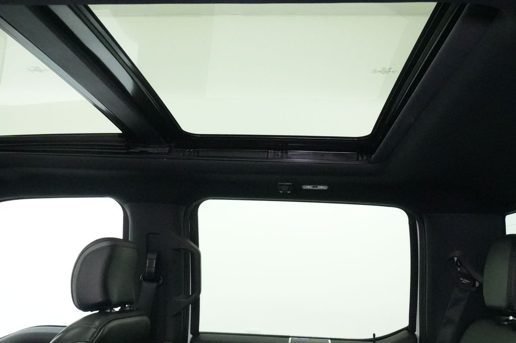 2020 Ford F-150 Platinum - Photo 25