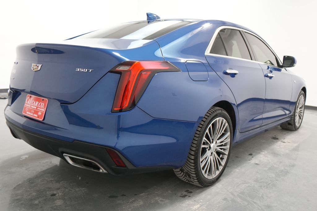 2021 Cadillac CT4